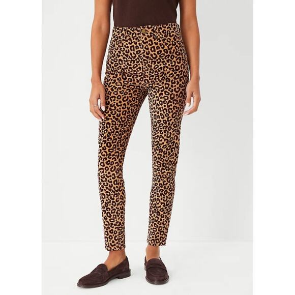 ANN TAYLOR NWT High Rise Leopard Print Corduroy Skinny Pants // 2 - Picture 1 of 10